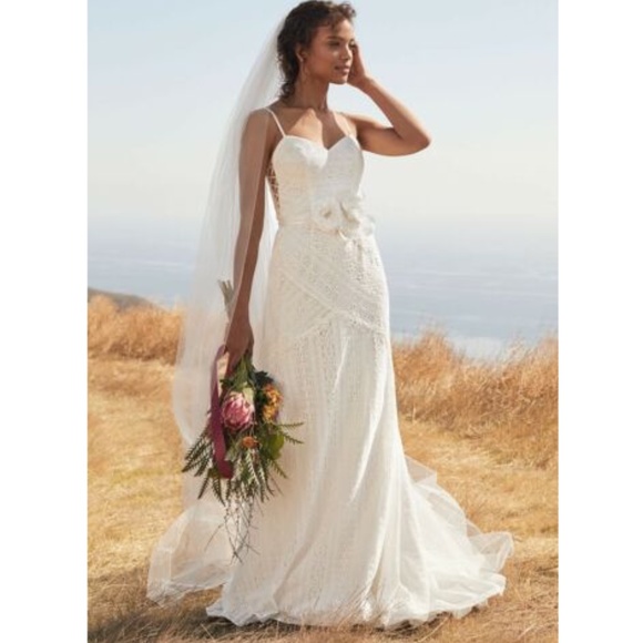 Davids bridal Galina sleeveles boho Wedding dress - Picture 2 of 7